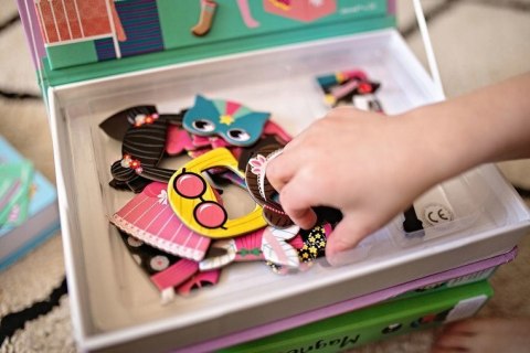 JANOD Magnetyczna Układanka Kostiumy Dziewczynka Magnetibook