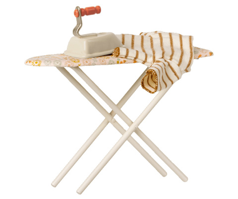 Maileg Żelazko i deska do prasowania Akcesoria dla lalek - Iron & ironing board