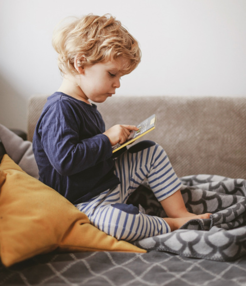 Zaffiro Kocyk bawełniany dziecięcy do wózka - zygzak beżowo-biały