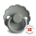 FRIGG Smoczek 0-6m Daisy Kauczuk French Gray - Rozmiar 1