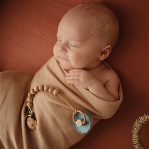 FRIGG Smoczek 0-6m Daisy Kauczuk Peony - Rozmiar 1