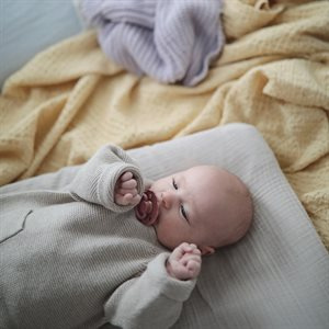 FRIGG Smoczek 6-18m Daisy Kauczuk Cappuccino - Rozmiar 2