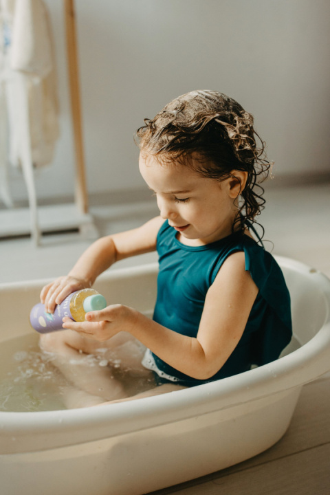 MINI Ü NATURALNY SZAMPON DO WŁOSÓW DLA DZIECI I NIEMOWLĄT