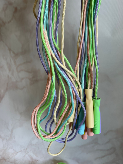 Skakanka sznurkowa pastelowa MIX 1 szt.