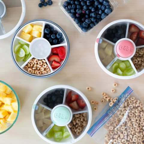 GOBE Snack spinner - pojemnik na przekąski | Macaron Blue