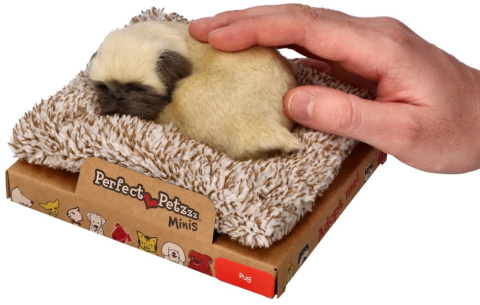 Perfect Petzzz Oddychający szczeniaczek piesek na legowisku Mops