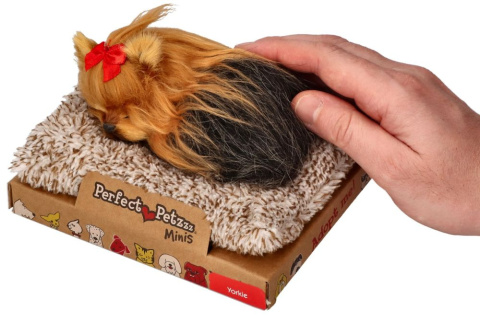 Perfect Petzzz Szczeniaczek piesek York na legowisku mały
