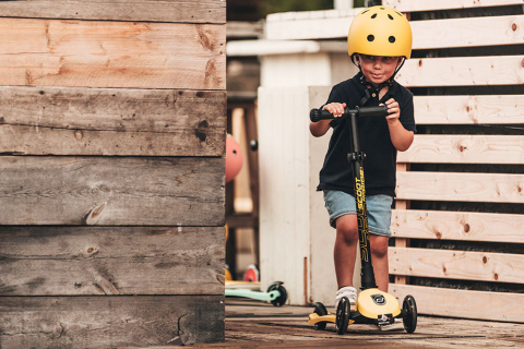 SCOOTANDRIDE Highwaykick 3 LED Hulajnoga składana ze świecącymi kółkami 3+ | Lemon kolekcja Icecream