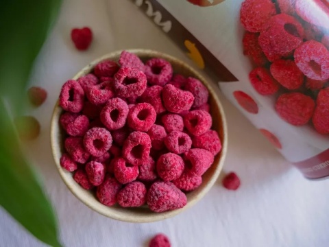 Mixit Chrupiące owoce do kieszeni - Mieszanka leśna (20g)