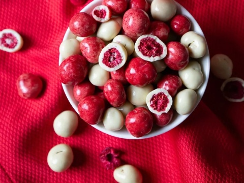 Mixit Liofilizowane maliny w czekoladzie do kieszeni (70g)