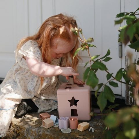 Mushie Sorter kształtów | Petal